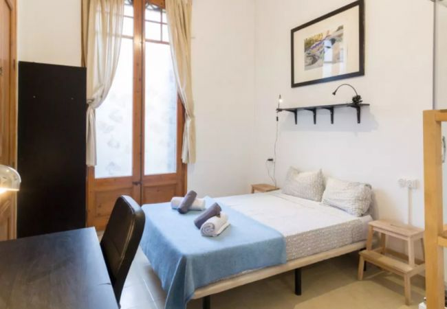 Rent by room in Barcelona - Sants Residence H2 Rent by room in Barcelona - Sants Residence H2