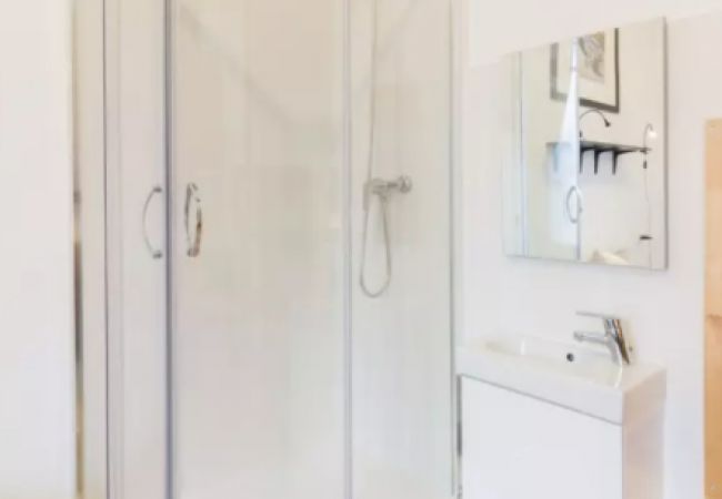 Rent by room in Barcelona - Sants Residence H2 Rent by room in Barcelona - Sants Residence H2