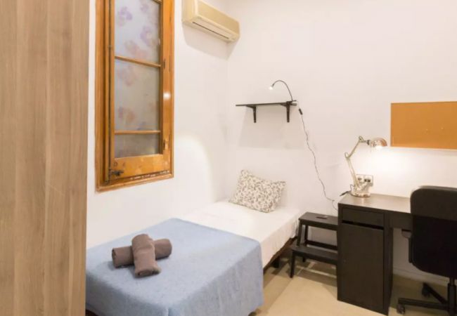 Rent by room in Barcelona - Sants Residence H3 Rent by room in Barcelona - Sants Residence H3
