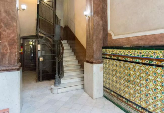 Rent by room in Barcelona - Sants Residence H3 Rent by room in Barcelona - Sants Residence H3