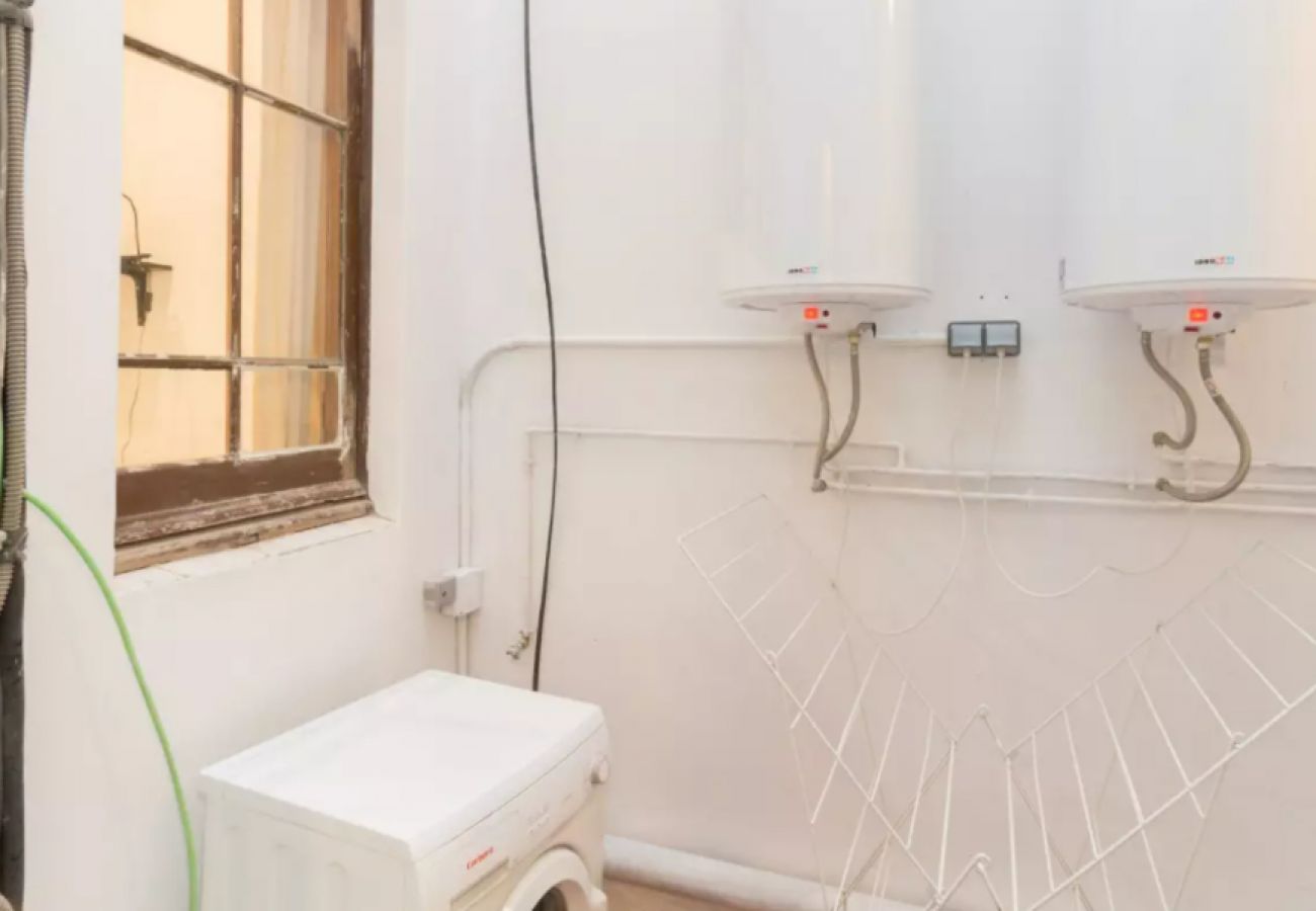 Rent by room in Barcelona - Sants Residence H3 Rent by room in Barcelona - Sants Residence H3