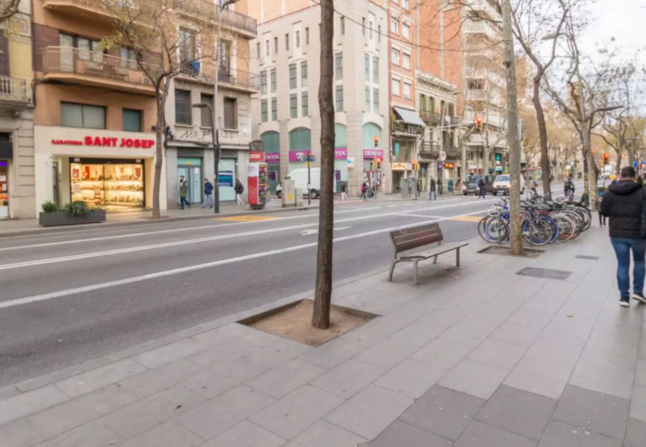 Rent by room in Barcelona - Sants Residence H3 Rent by room in Barcelona - Sants Residence H3