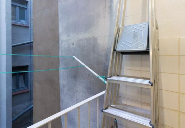 Rent by room in Barcelona - Diagonal 1 H1 Rent by room in Barcelona - Diagonal 1 H1