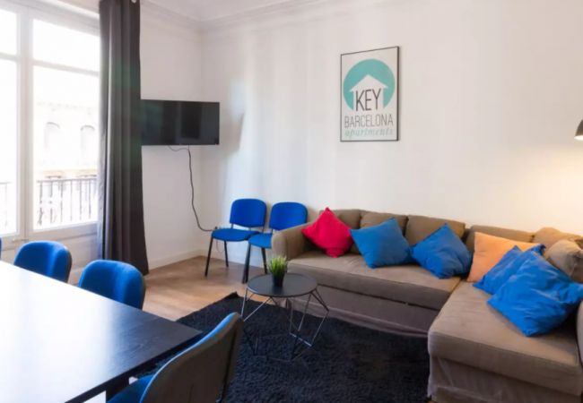 Rent by room in Barcelona - Diagonal 1 H1 Rent by room in Barcelona - Diagonal 1 H1