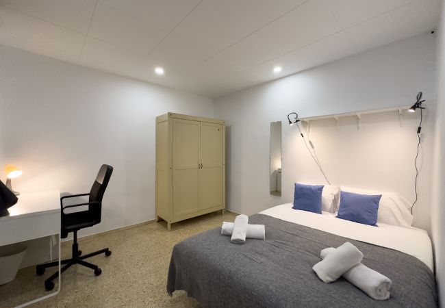 Rent by room in Barcelona - Plaza España Residence H1 Rent by room in Barcelona - Plaza España Residence H1