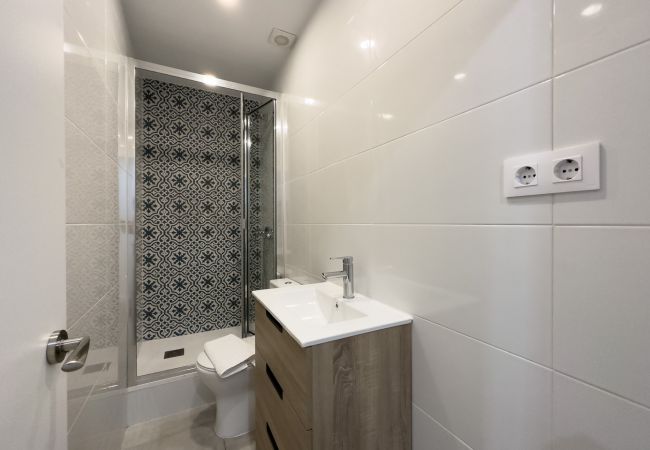 Rent by room in Barcelona - Plaza España Residence H1 Rent by room in Barcelona - Plaza España Residence H1
