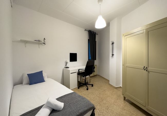Rent by room in Barcelona - Plaza España Residence H3 Rent by room in Barcelona - Plaza España Residence H3