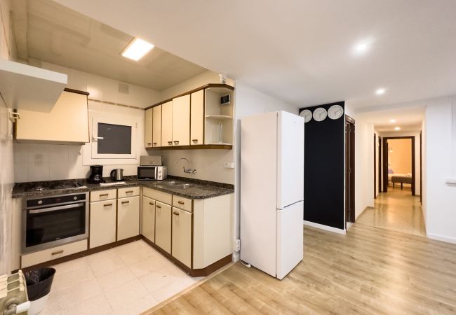 Rent by room in Barcelona - Plaza España Residence H3 Rent by room in Barcelona - Plaza España Residence H3