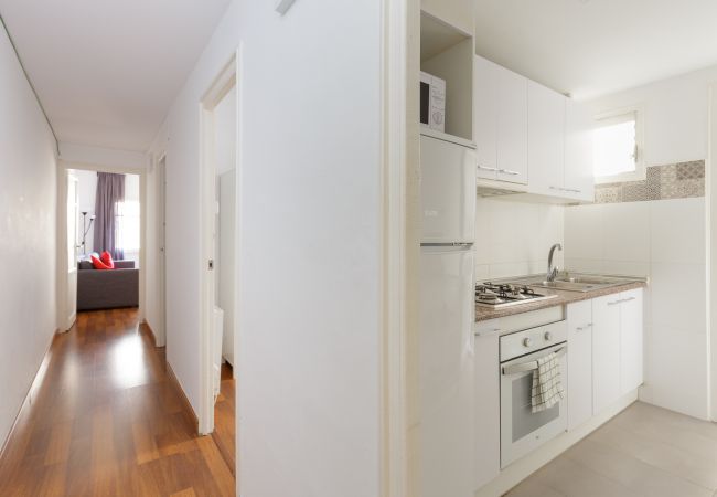 Rent by room in Hospitalet de Llobregat - Santa Eulalia Residence 1-2 H3 Rent by room in Hospitalet de Llobregat - Santa Eulalia Residence 1-2 H3