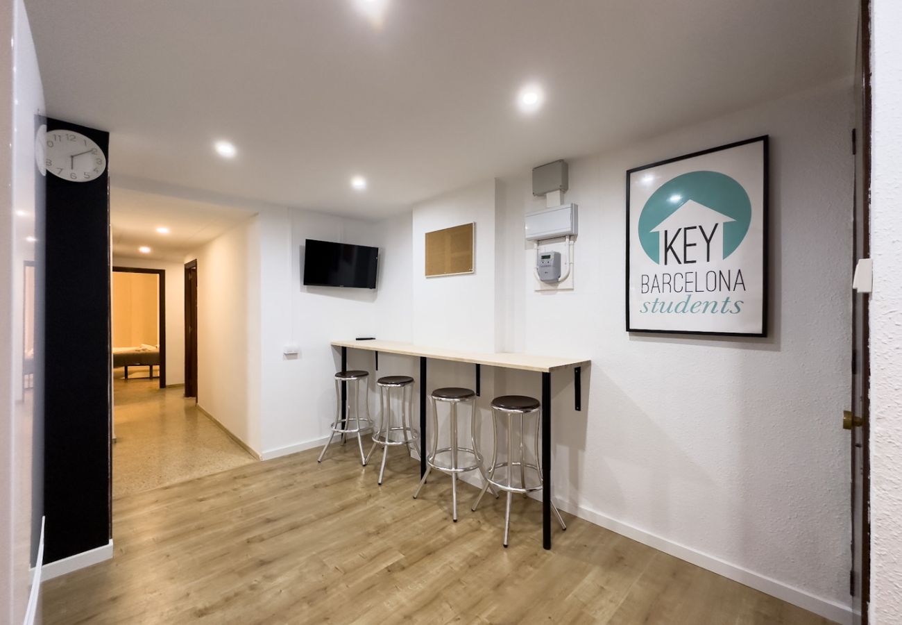 Rent by room in Barcelona - PE 3