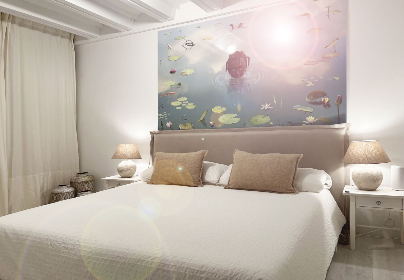 Apartment in Barcelona - Key White 